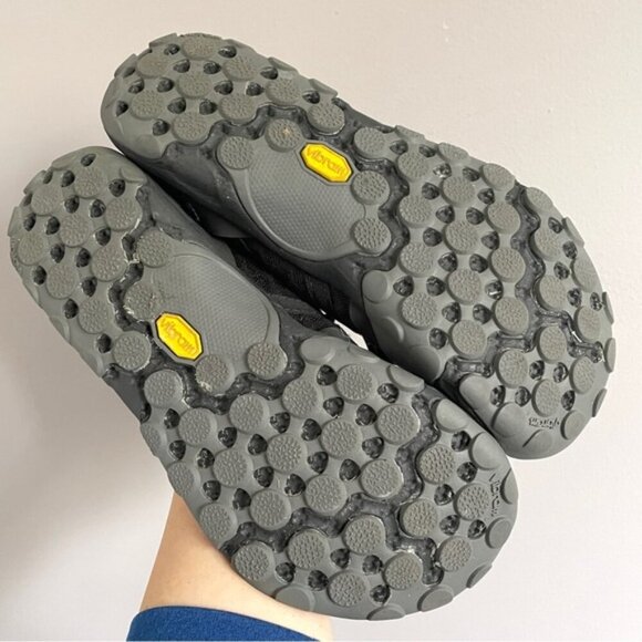 New Balance Black Minimus WT10 Trail Running Shoes - 6US - Picture 8 of 11